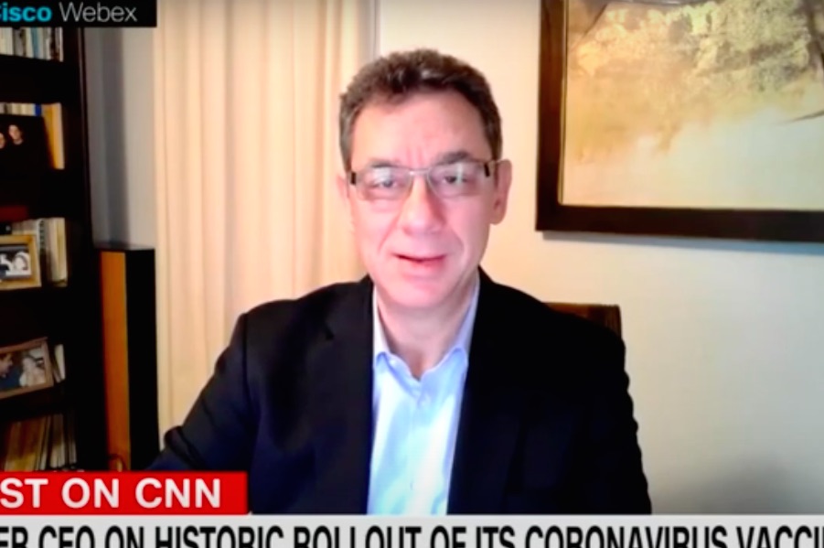 Μπουρλά: Δεν έκανα πρώτος το εμβόλιο για να μην πάρω τη σειρά όσων το έχουν ανάγκη