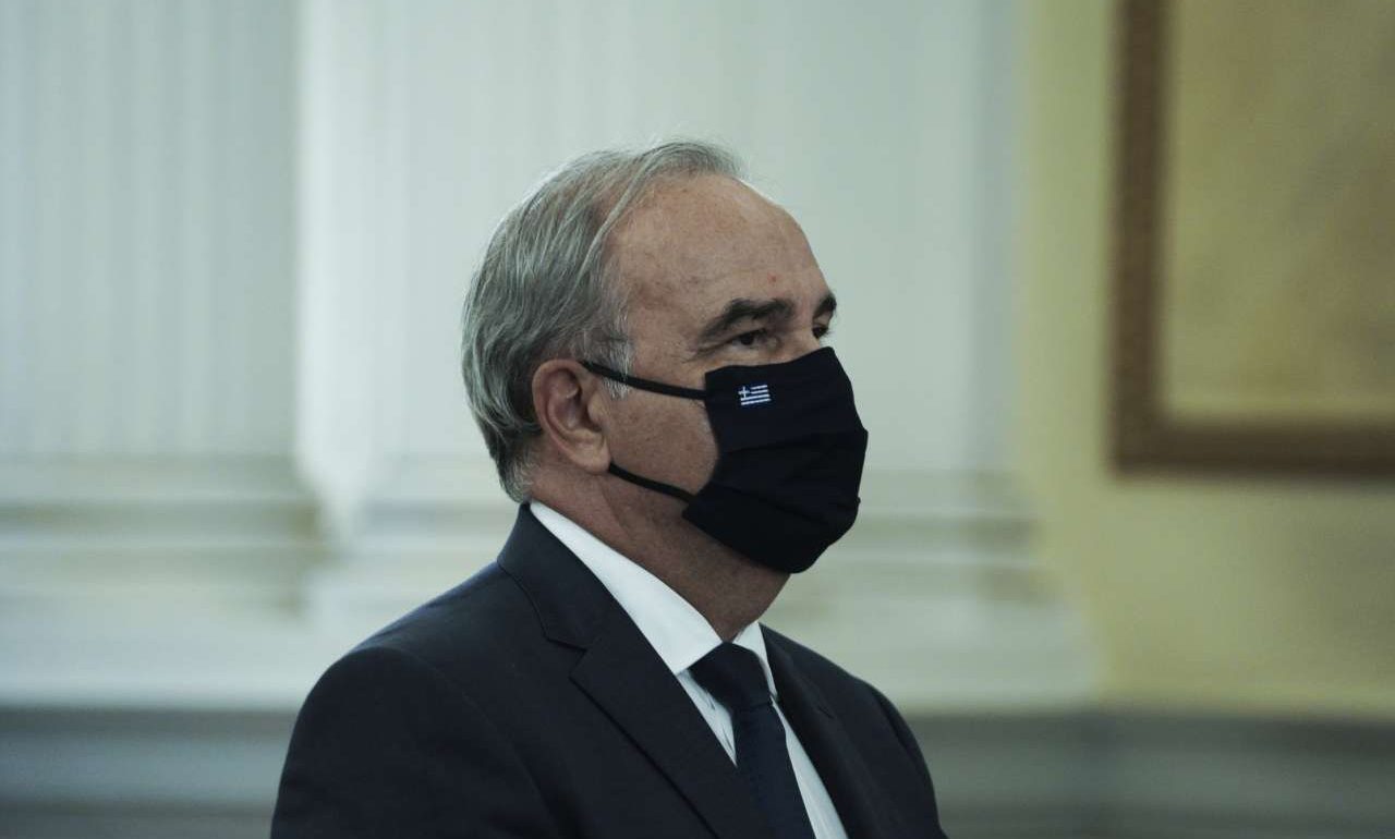 Παπαθανάσης: Ποια καταστήματα θα ανοίξουν πρώτα