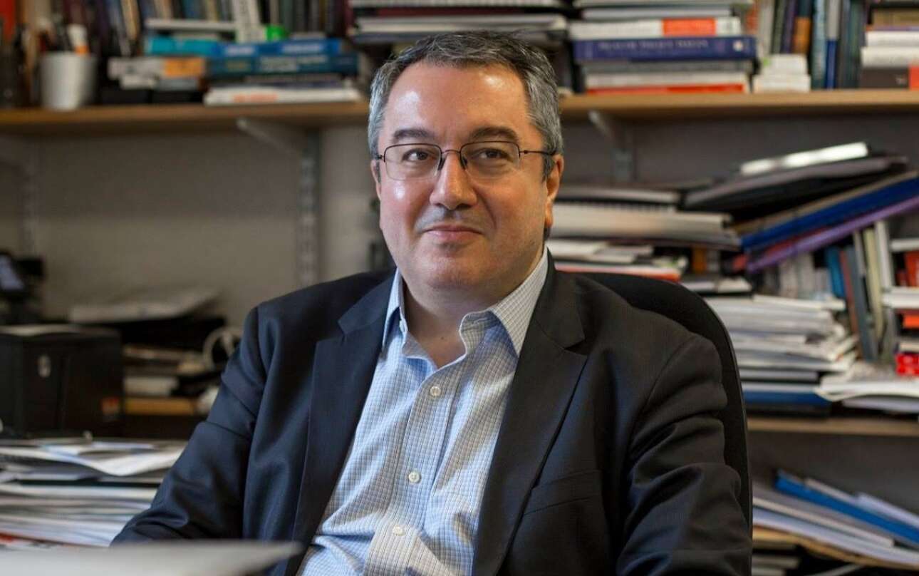 Μόσιαλος: Μικρό καλάθι για την κολχικίνη, τα δεδομένα δεν είναι επαρκή