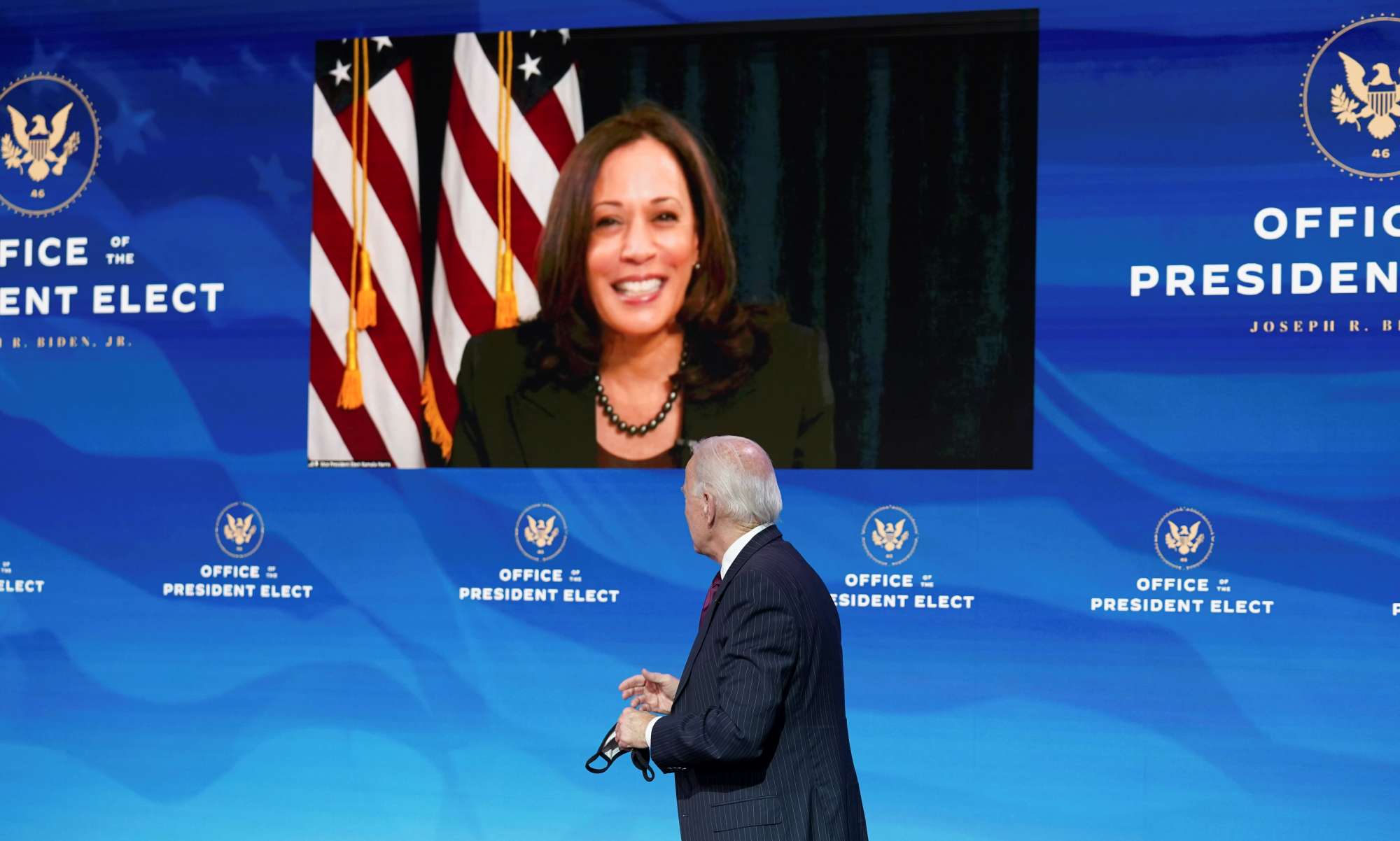 Εκπαιδεύοντας την Κάμαλα – για την ώρα ανάγκης