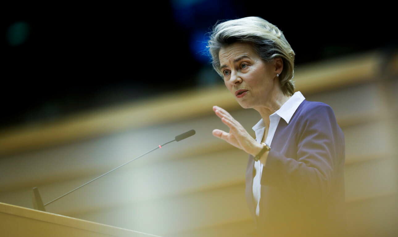 Η Φον ντερ Λάιεν θα πληρώσει το φιάσκο με τα εμβόλια και τη Βόρεια Ιρλανδία;