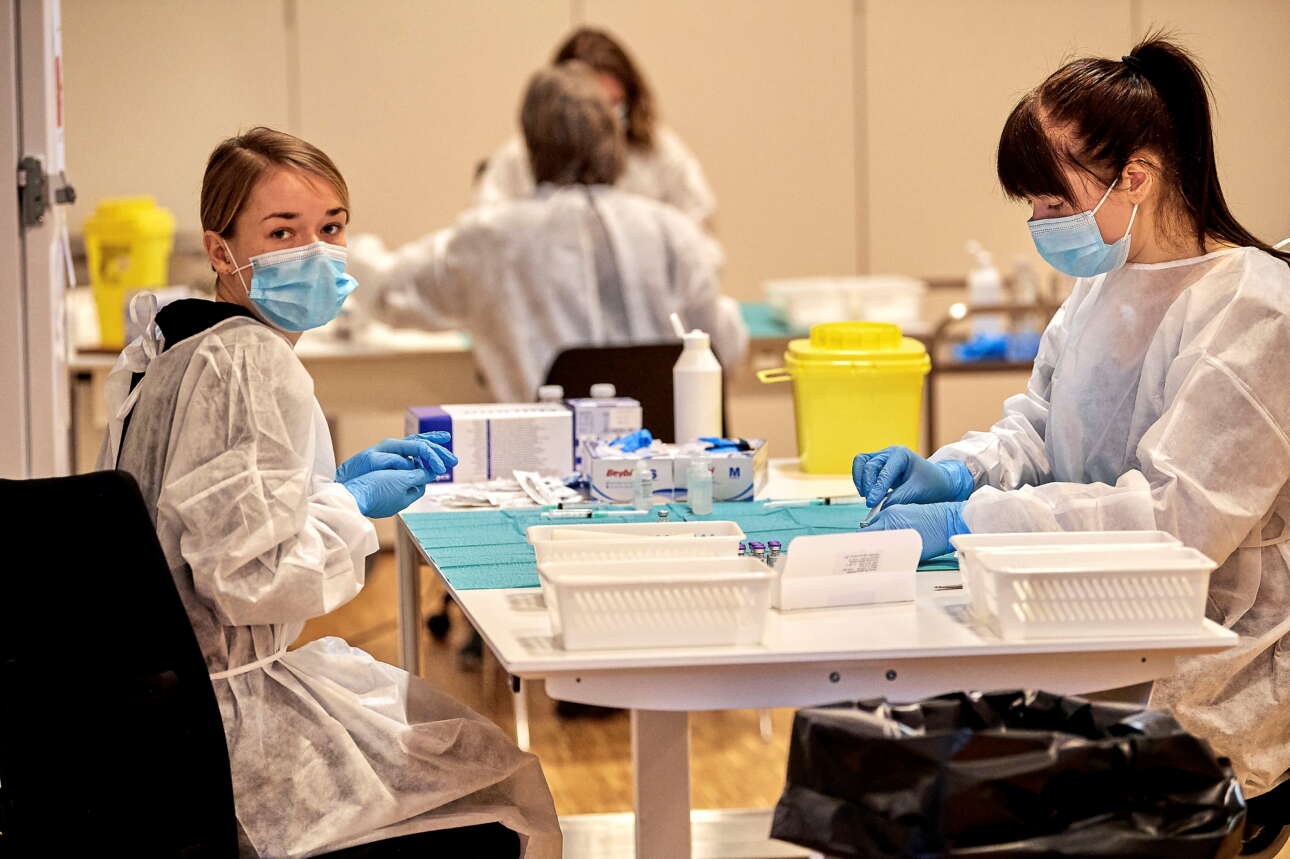 Politico: Με αυτούς τους ρυθμούς η ανοσία της αγέλης στην ΕΕ θα έρθει το 2024!