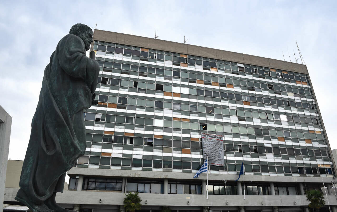 Παρενοχλήσεις στο ΑΠΘ: Φάκελο με 1.500 καταγγελίες κατέθεσε ο πρύτανης