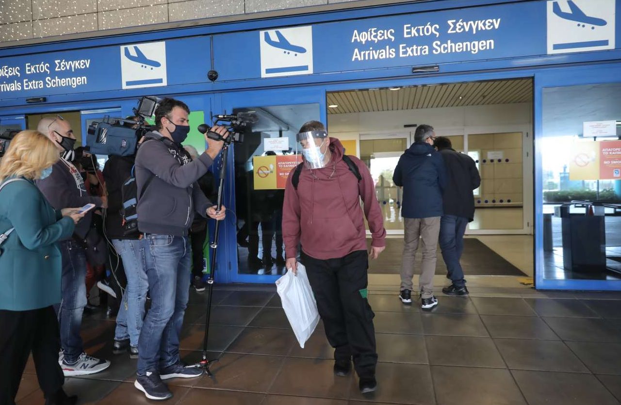 Νέα οδηγία ΥΠΑ: Υποχρεωτική 7ημερη καραντίνα για όσους επιστρέφουν από το εξωτερικό