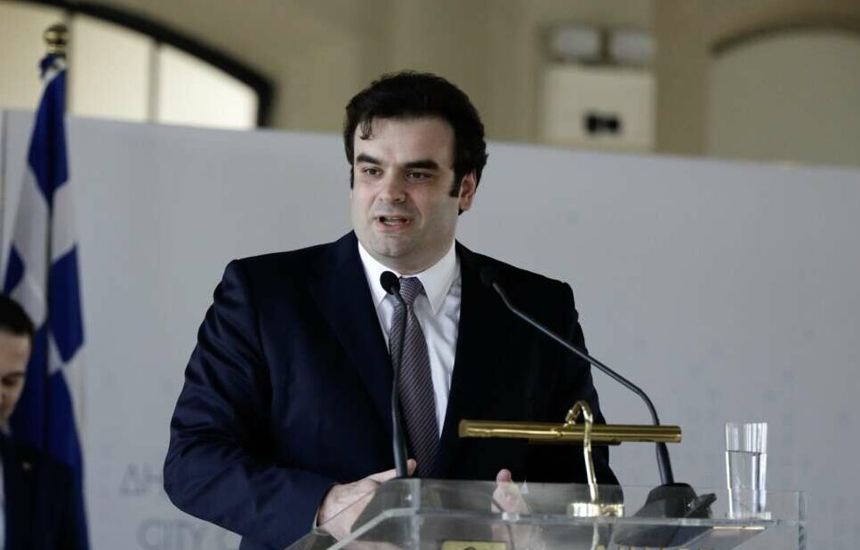 Ο Πιερρακάκης προανήγγειλε ψηφιακό αντίγραφο πτυχίου