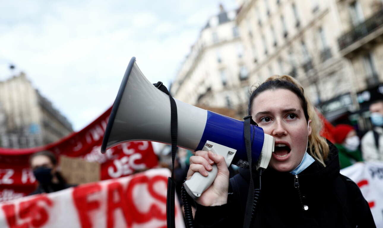 ΔΝΤ: Προσοχή, το καζάνι βράζει και μπορεί να εκραγεί