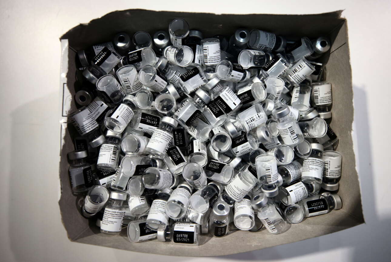 Ποια εμβόλια προστατεύουν από τις μεταλλάξεις του κορονοϊού