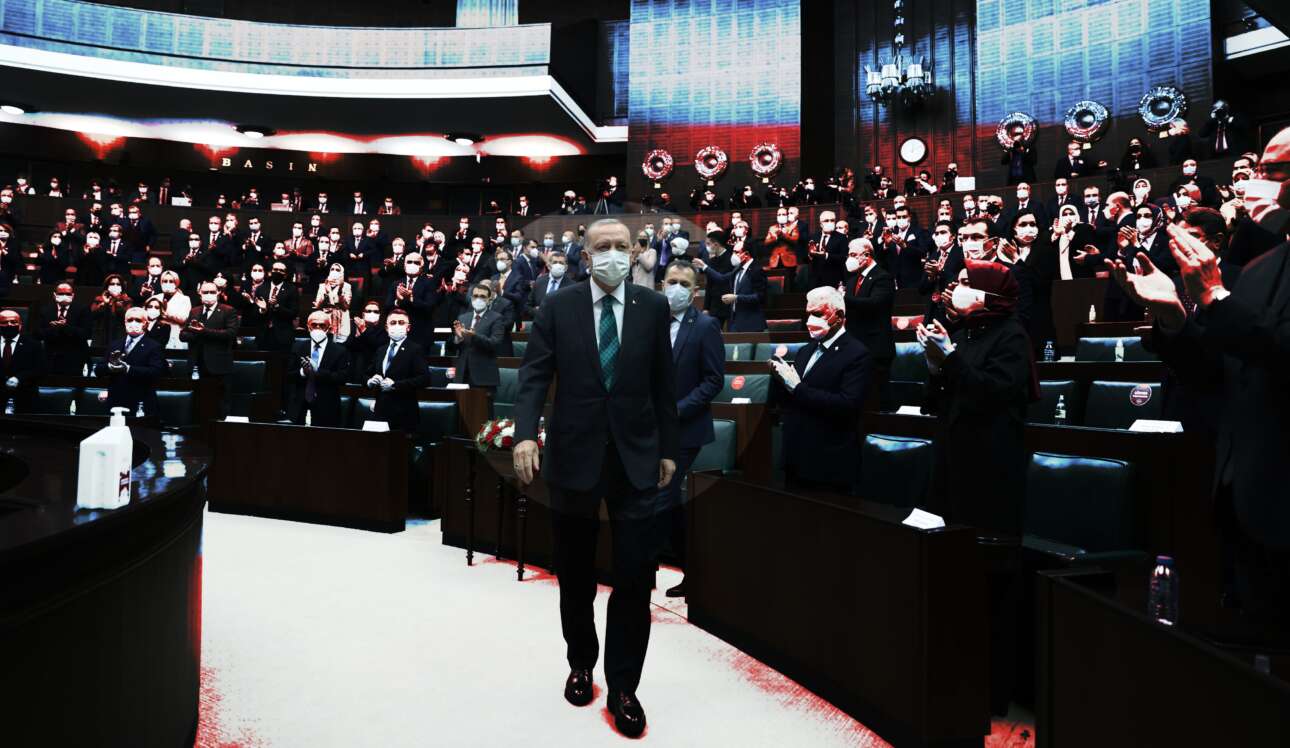 Καζάν-καζάν, λέει ο Ερντογάν αλλά ο Μπάιντεν δεν τσιμπάει…