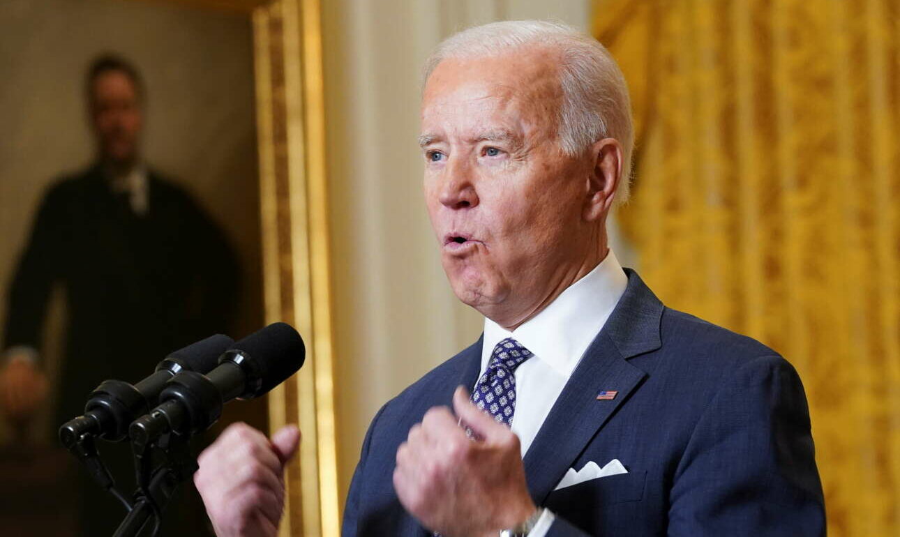 Μπάιντεν: Θα αγωνιστούμε να διασφαλίσουμε τη δημοκρατία