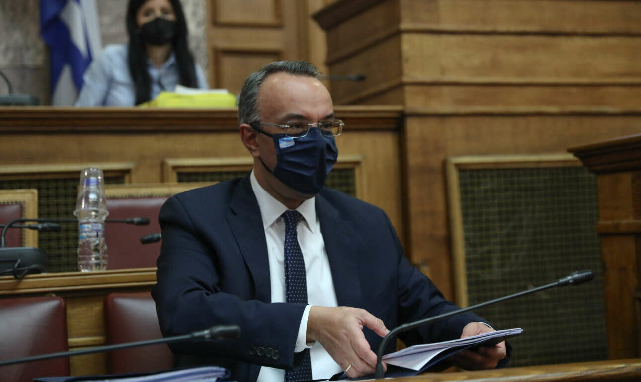 Χρήστος Σταϊκούρας: Δέσμη πέντε μέτρων για δανειολήπτες και τράπεζες