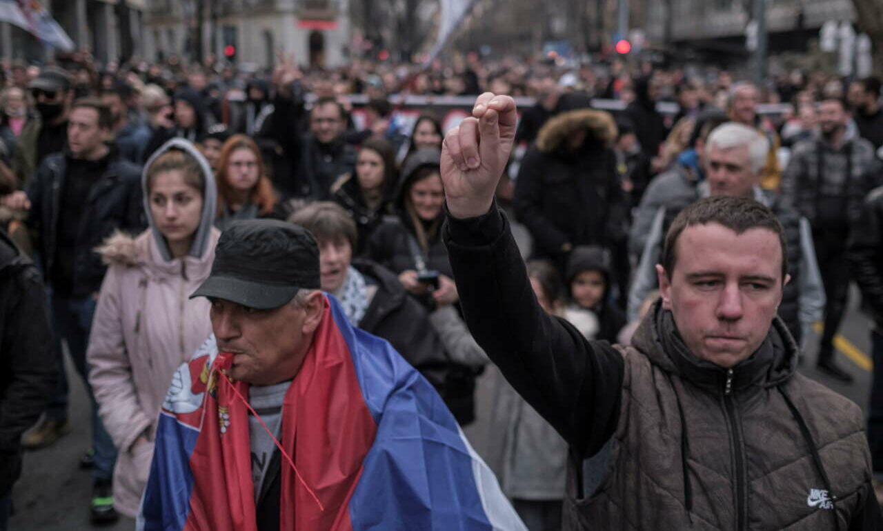 Σερβικό «θαύμα» με δυτικά, ρωσικά και κινεζικά εμβόλια