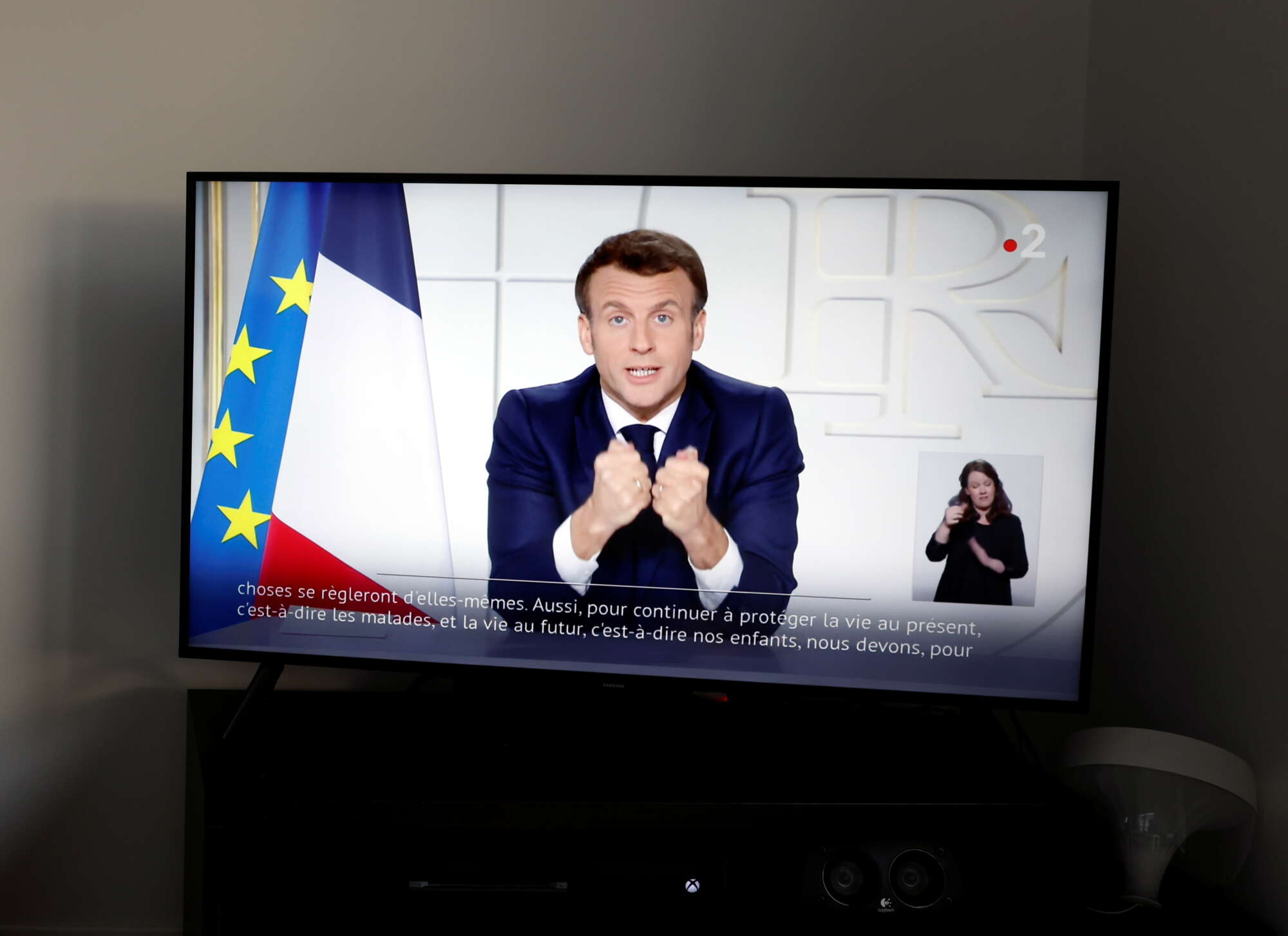 Lockdown ενός μήνα «για να μη χαθεί ο έλεγχος» ανακοίνωσε ο Μακρόν