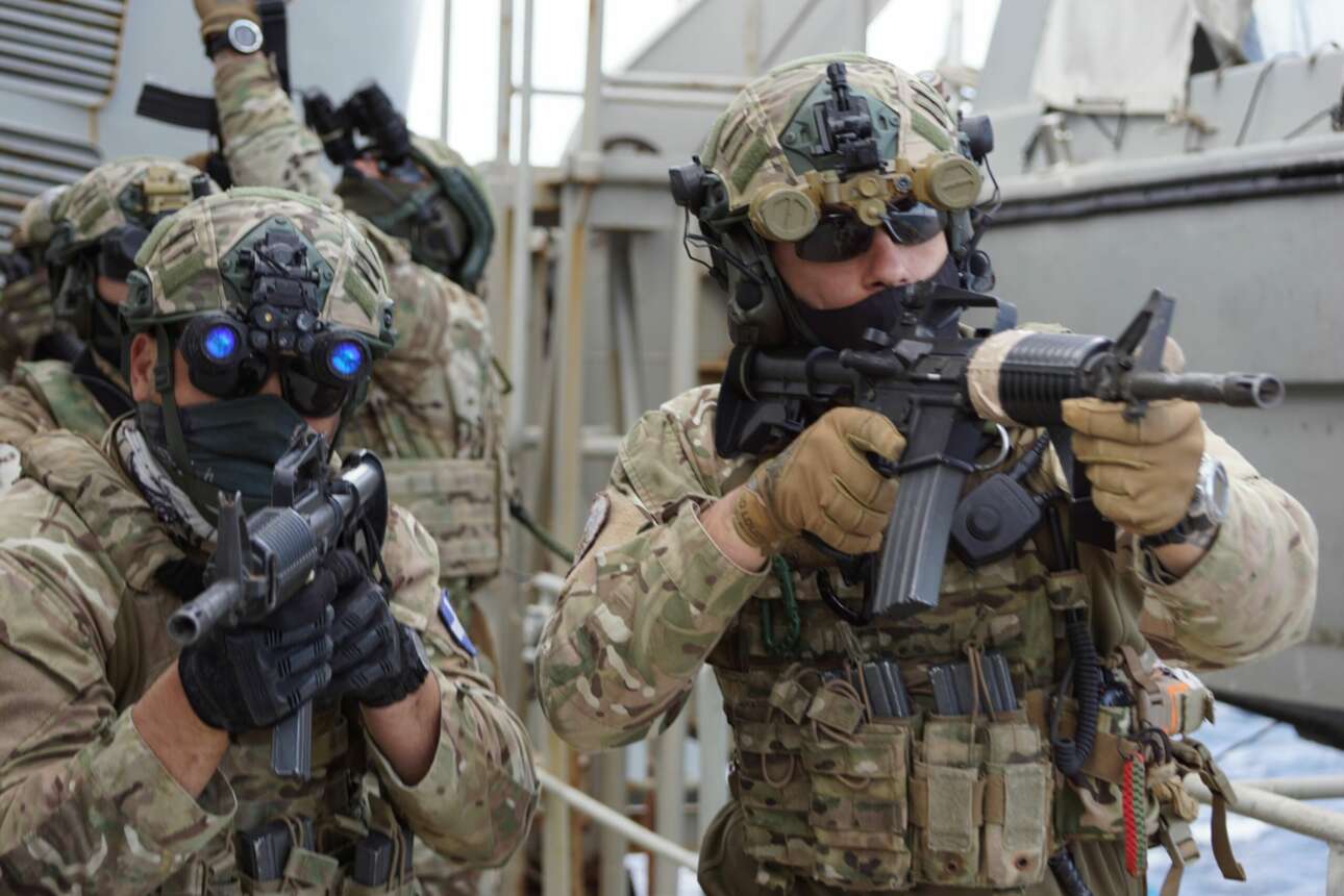 Οι Ειδικές Δυνάμεις εν δράσει: Φωτογραφίες από τη συνεκπαίδευση με ΗΠΑ και Κύπρο