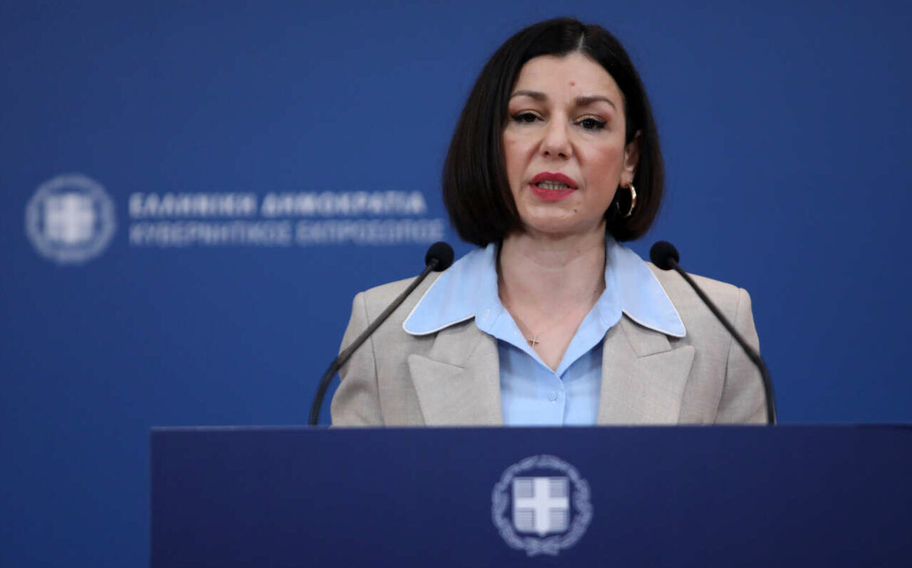 Πελώνη: Πριν από το τέλος Μαρτίου το άνοιγμα λιανεμπορίου, Γυμνασίων και Λυκείων