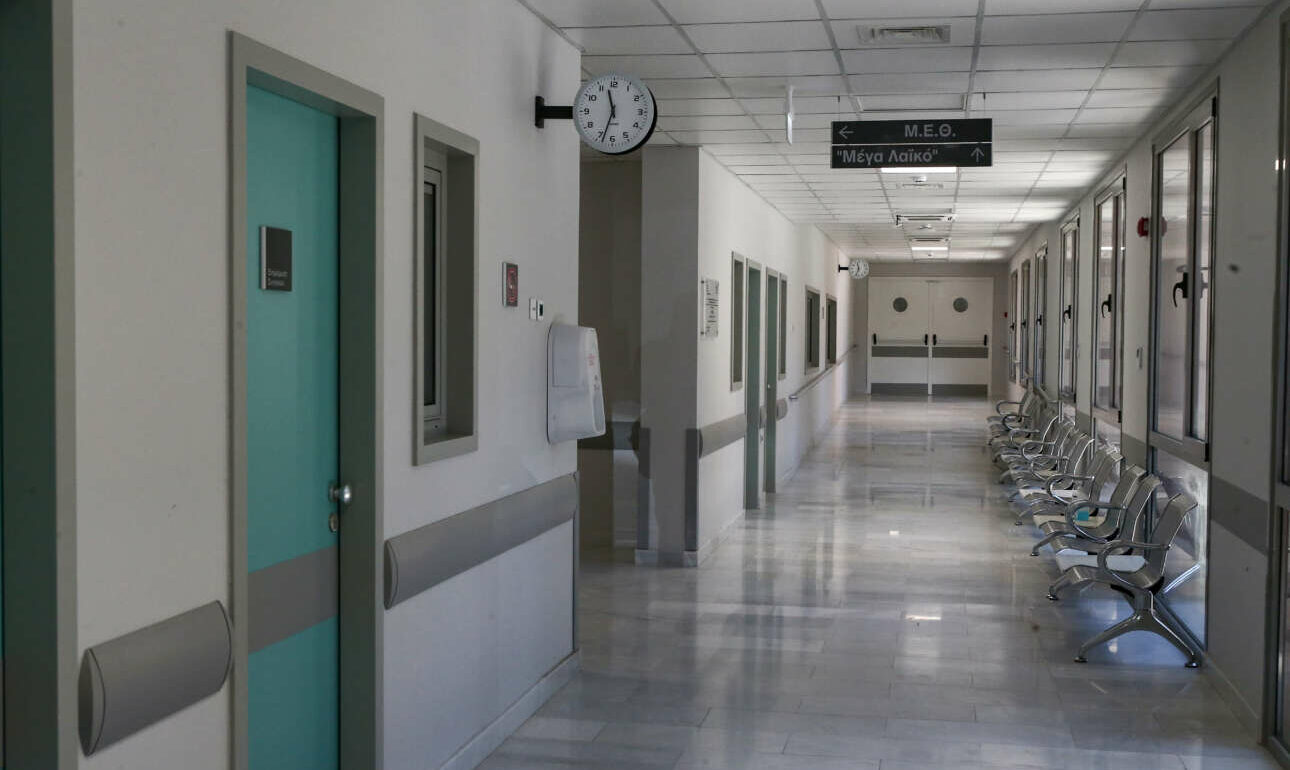 Κορονοϊός: 54 θάνατοι και 1.449 κρούσματα, νέο ρεκόρ διασωληνωμένων