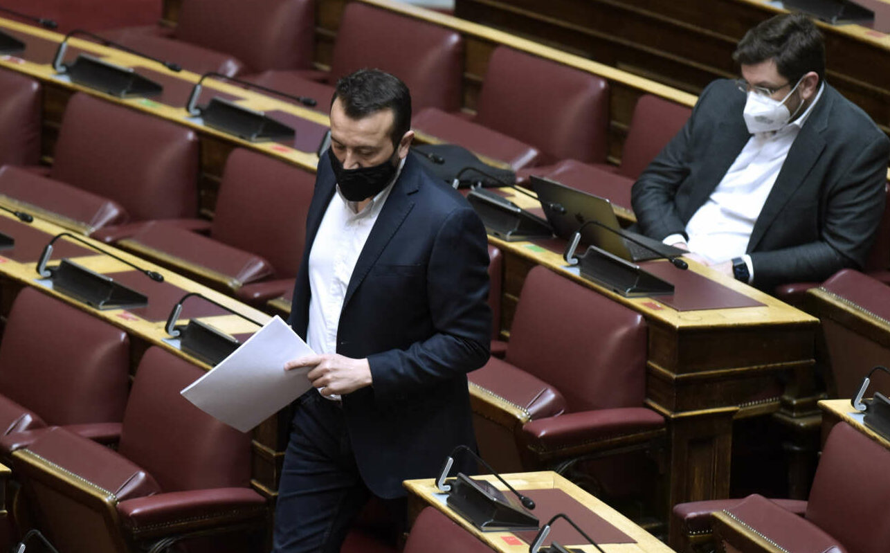 Παππάς και SYRIZA Channel: Στα άκρα η αντιπαράθεση στη Βουλή για την Προανακριτική