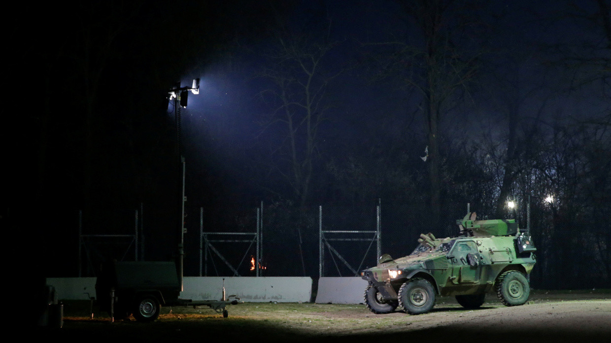 Χάνουν (πάλι) την ψυχραιμία τους οι Τούρκοι στον Εβρο: πυρά κατά Γερμανών της Frontex