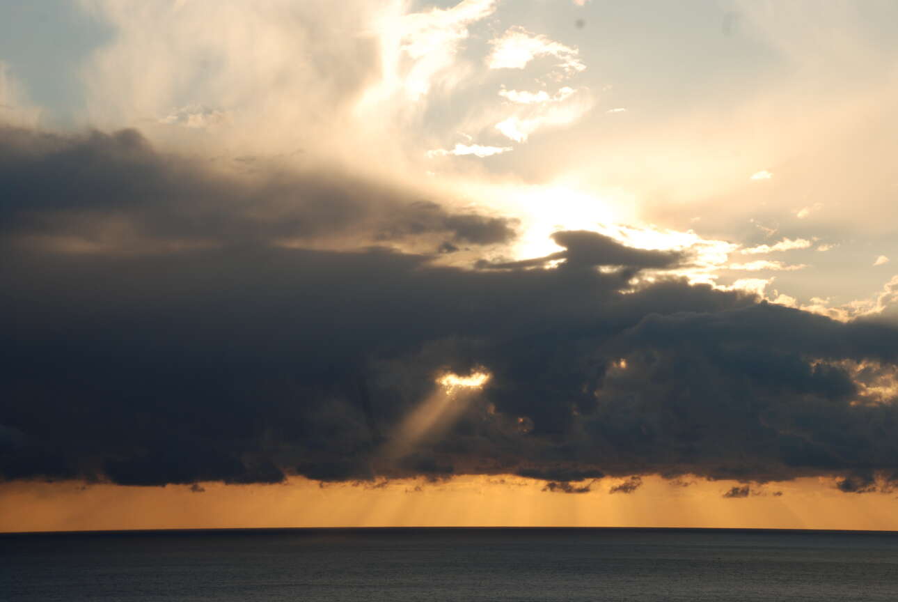 Bloomberg: Aχτίδα φωτός στην Ευρώπη η Ελλάδα με το 30ετές