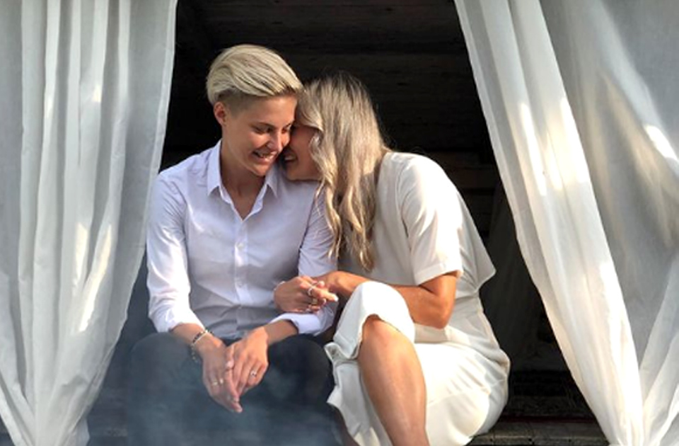 Ενα παιδί για τη Λίζα και τη Λίνα των γηπέδων