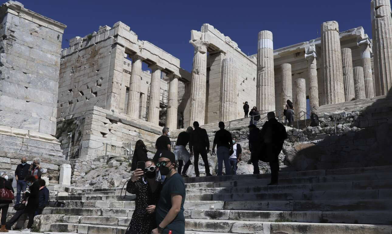 Θερινό ωράριο σε αρχαιολογικούς χώρους, μνημεία και μουσεία