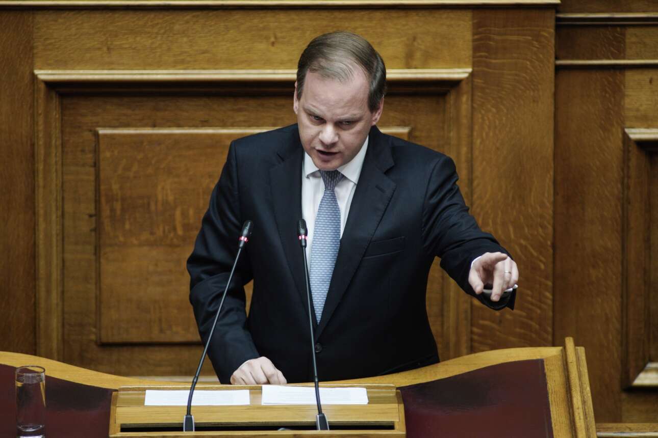 Καραμανλής υπέρ Καραμανλή και κατά Σημίτη: «Oταν προκαλείσαι, πρέπει να απαντάς»