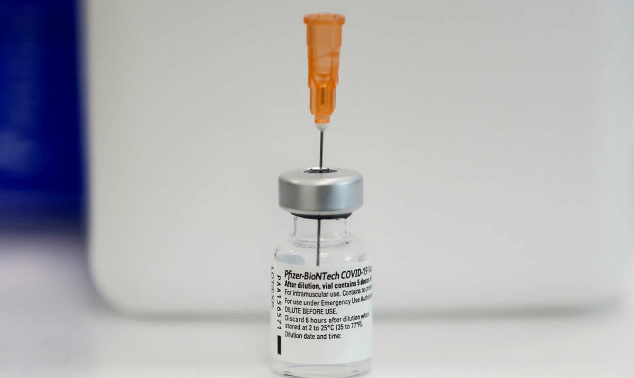 Διέρρευσε το συμβόλαιο της ΕΕ με την Pfizer – Στα 15,5 ευρώ η δόση