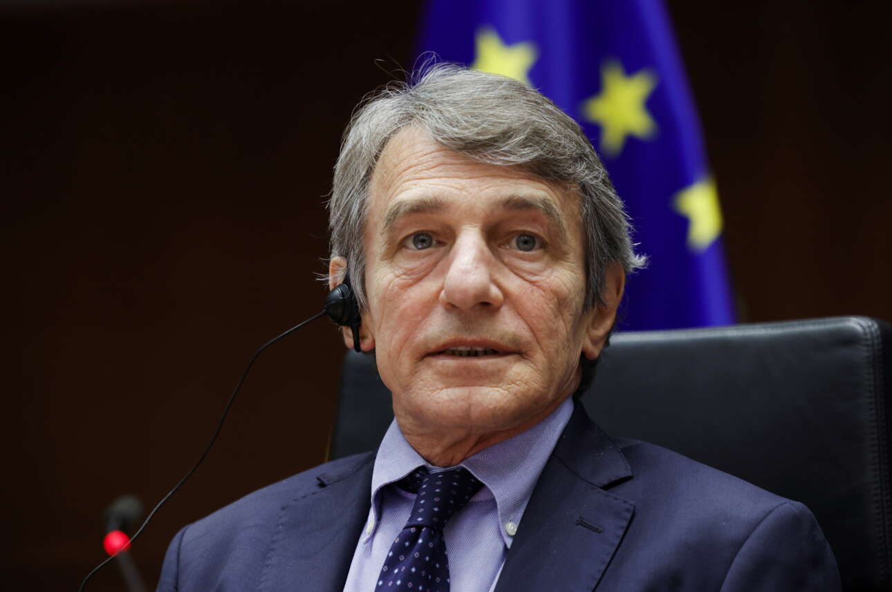 Στα άκρα Ρωσία – ΕΕ: Η Μόσχα απαγόρευσε την είσοδο στον Σασόλι και σε άλλους επτά