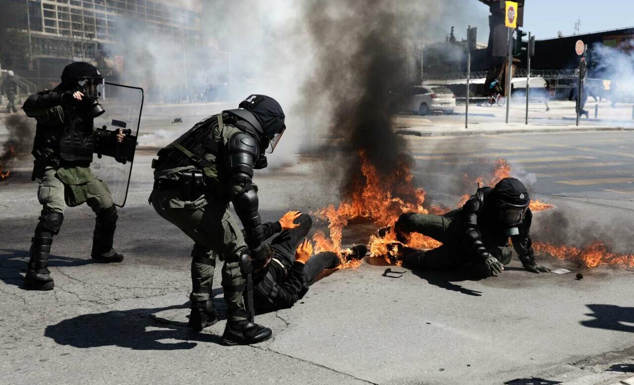 Θεσσαλονίκη: Επεισόδια, πέτρες και μολότοφ μετά τη φοιτητική πορεία