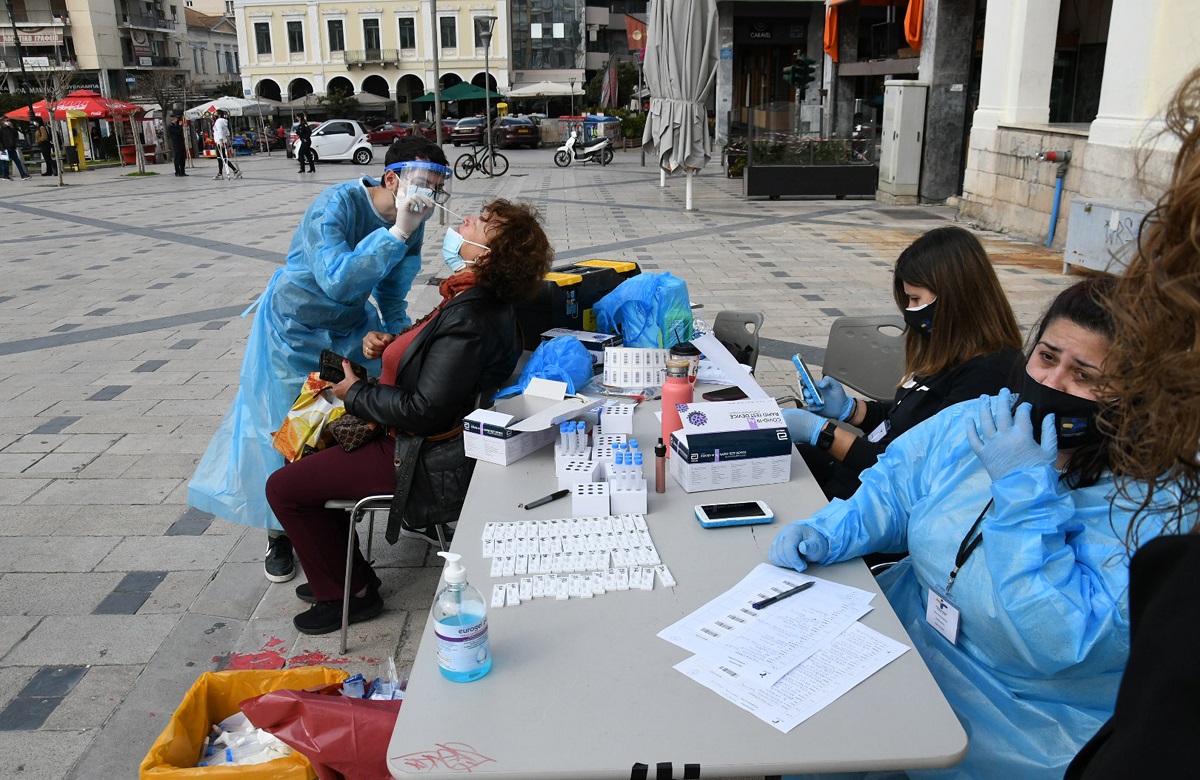 Ανιχνεύθηκε το πρώτο κρούσμα της επικίνδυνης ινδικής μετάλλαξης στην Ελλάδα