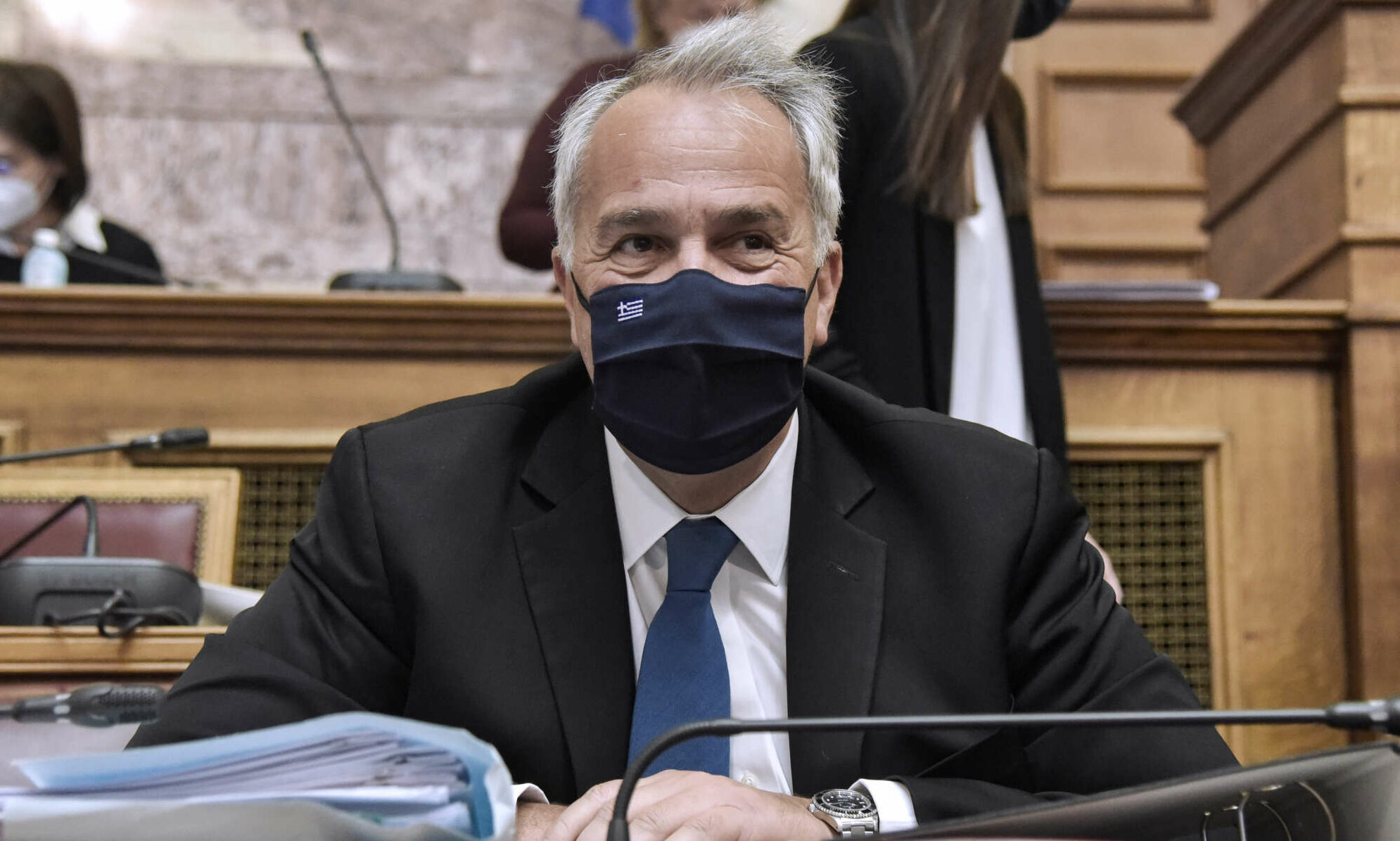 Κατατέθηκε στη Βουλή το νομοσχέδιο για τις αλλαγές στην ψήφο των αποδήμων