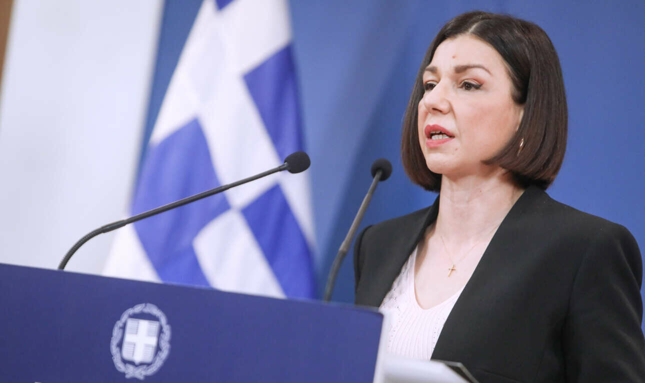 Πελώνη: Η κυβέρνηση εισηγείται να μην ανοίξουν οι διαπεριφερειακές μετακινήσεις