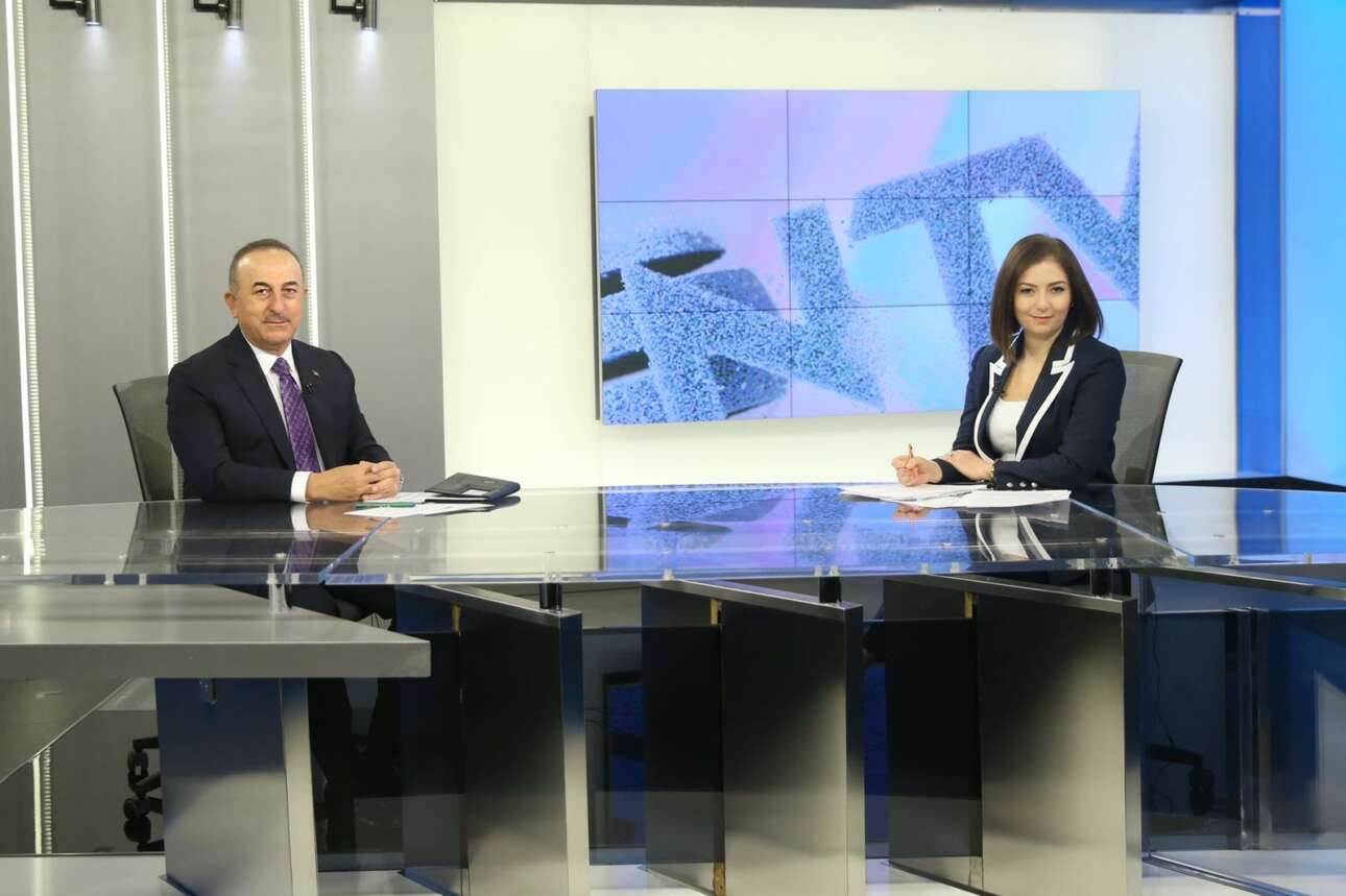 Τσαβούσογλου λίγο πριν από το τετ α τετ με Δένδια: Δεν χρειαζόμαστε διαμεσολαβητές