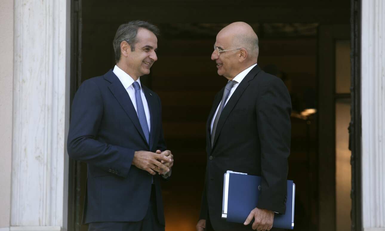 Στο Μαξίμου ο Νίκος Δένδιας παραμονή του ταξιδιού του στην Αγκυρα