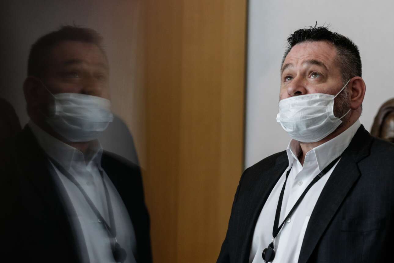 Ο Λαγός προσπαθεί να μπλοκάρει την έκδοσή του στην Ελλάδα