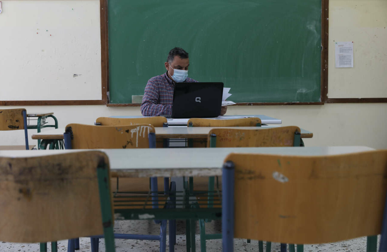 Αξιολόγηση με δέλεαρ αυξήσεις σχεδιάζει το υπουργείο Παιδείας