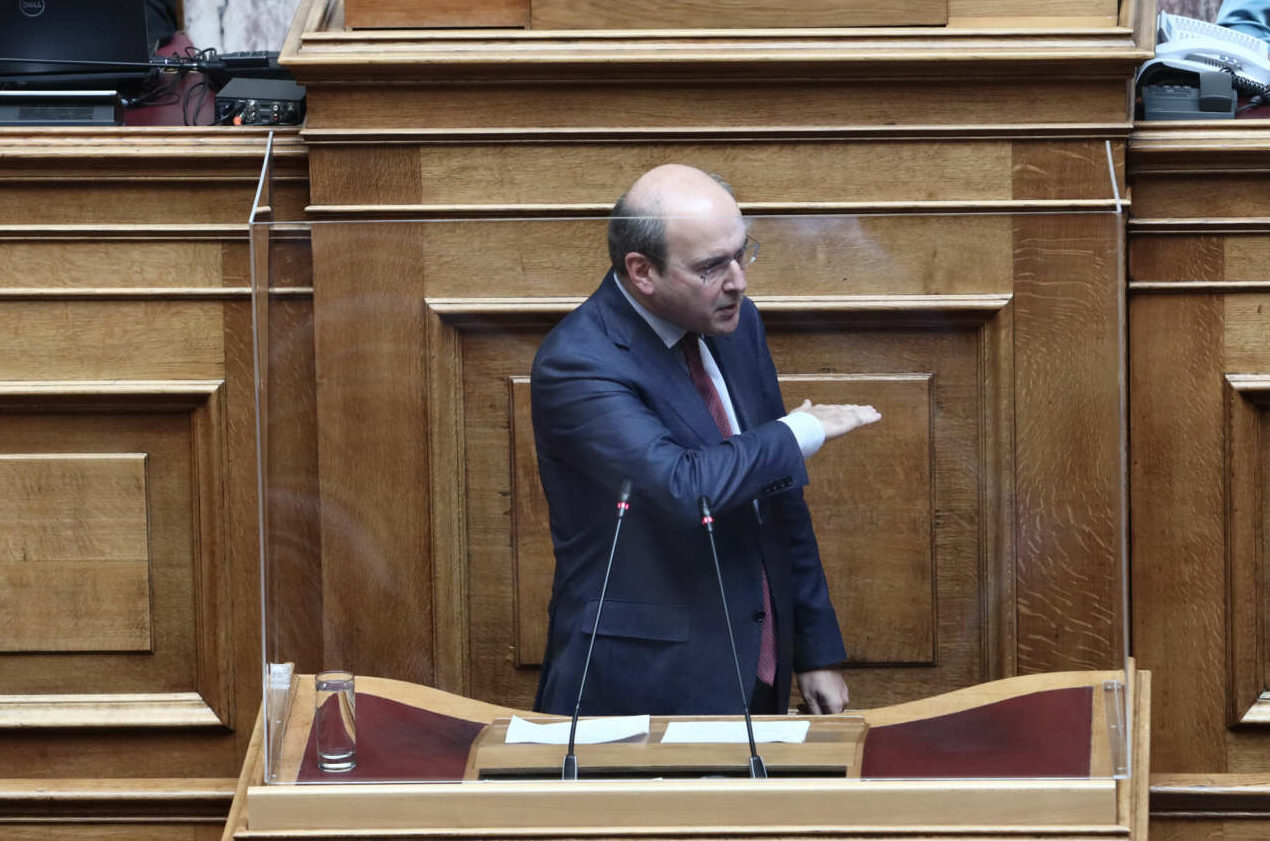 Χατζηδάκης: Χωρίς τέλος η υποκρισία του ΣΥΡΙΖΑ για υπερωρίες και ευέλικτες μορφές απασχόλησης