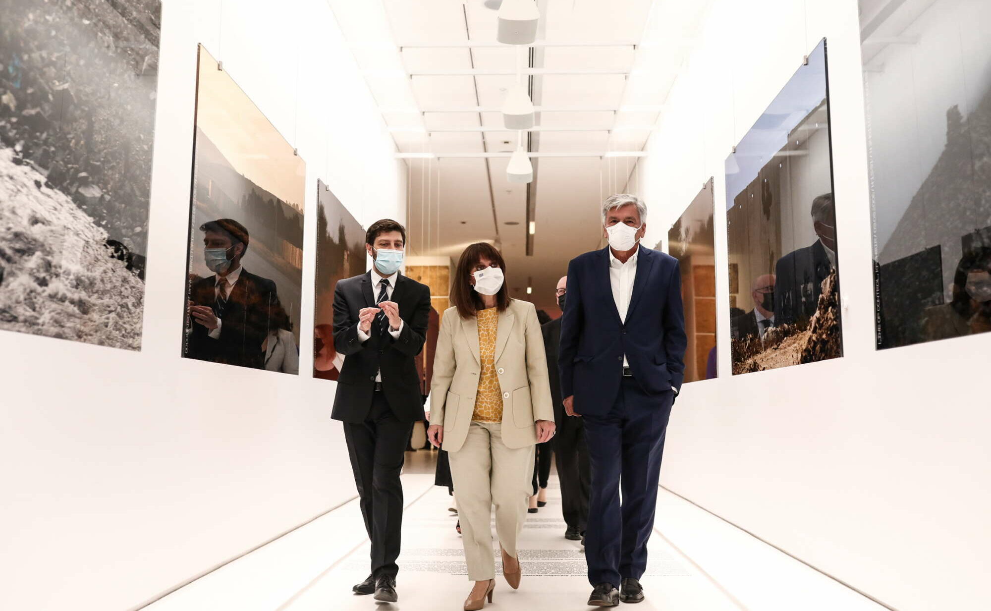 Επίσκεψη Σακελλαροπούλου στο Εθνικό Μουσείο Σύγχρονης Τέχνης