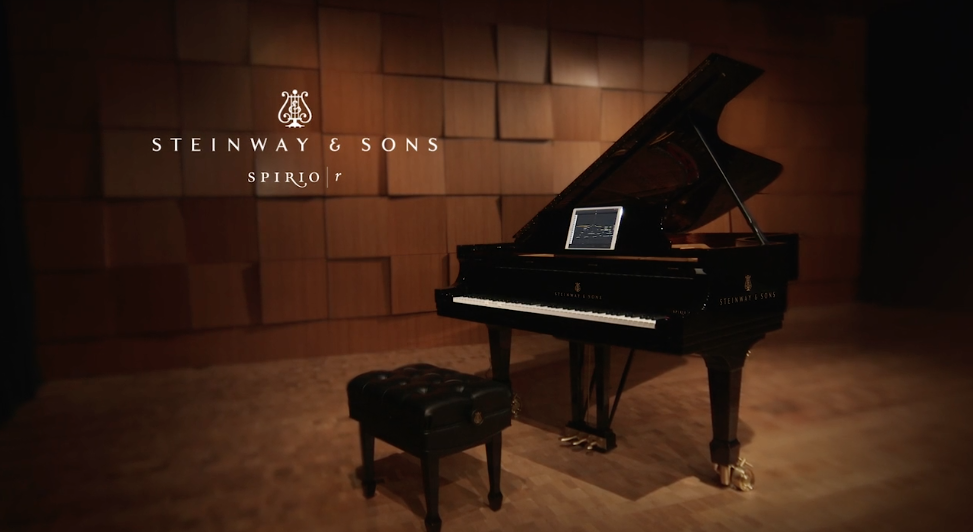 Στάινγουεϊ: Οι διασημότεροι σολίστες παίζουν πιάνο στο σαλόνι μας!