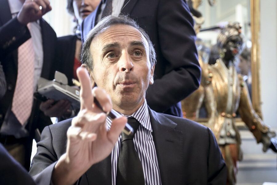 Ερίκ Ζεμούρ: Aπειλεί να προσπεράσει τη Λεπέν από (ακόμη πιο) ακροδεξιά