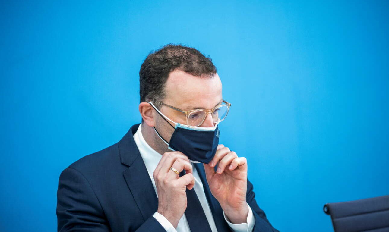 Τέλος στη μάσκα ετοιμάζεται να βάλει η Γερμανία