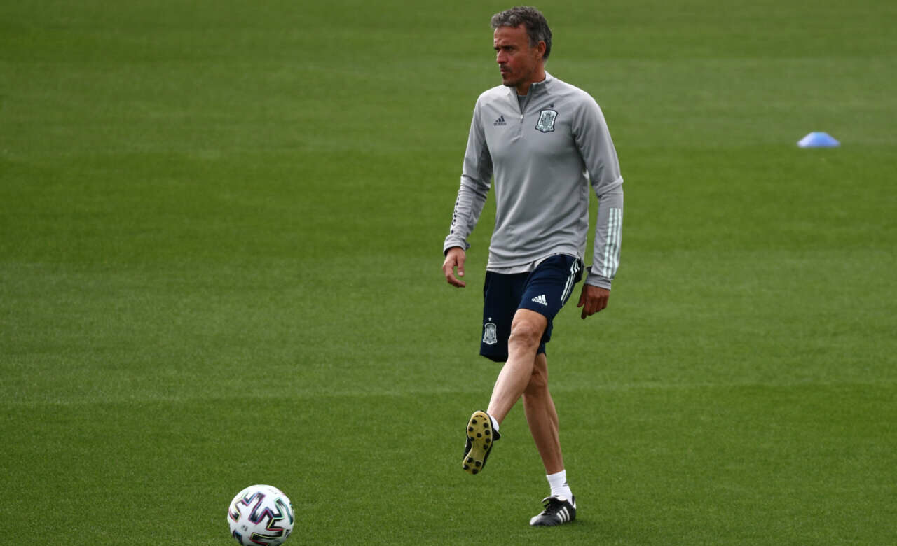 Μονόδρομος η νίκη για Ισπανία, ντέρμπι Πορτογαλία-Γαλλία στη Βουδαπέστη