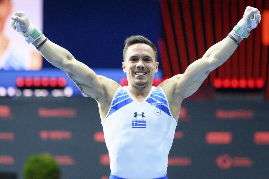 Η κόλαση και ο παράδεισος του Λευτέρη Πετρούνια