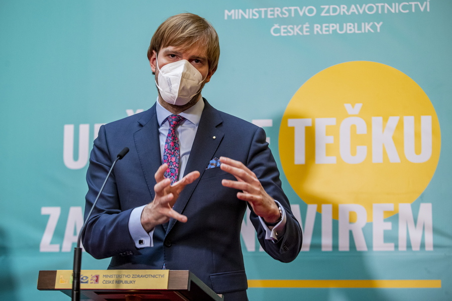 Η Τσεχία απαγόρευσε τα ταξίδια σε Ρωσία και Τυνησία λόγω της μετάλλαξης Δέλτα