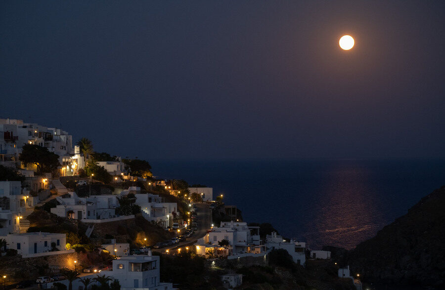Υπερπανσέληνος και μια Μελίνα
