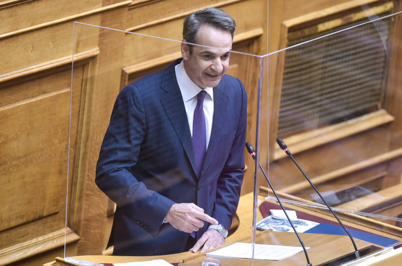 Μητσοτάκης στη Βουλή: Η απεργία διαχωρίζεται από την παρανομία – ρεπό έχουν πάρει κάποιοι από την αλήθεια