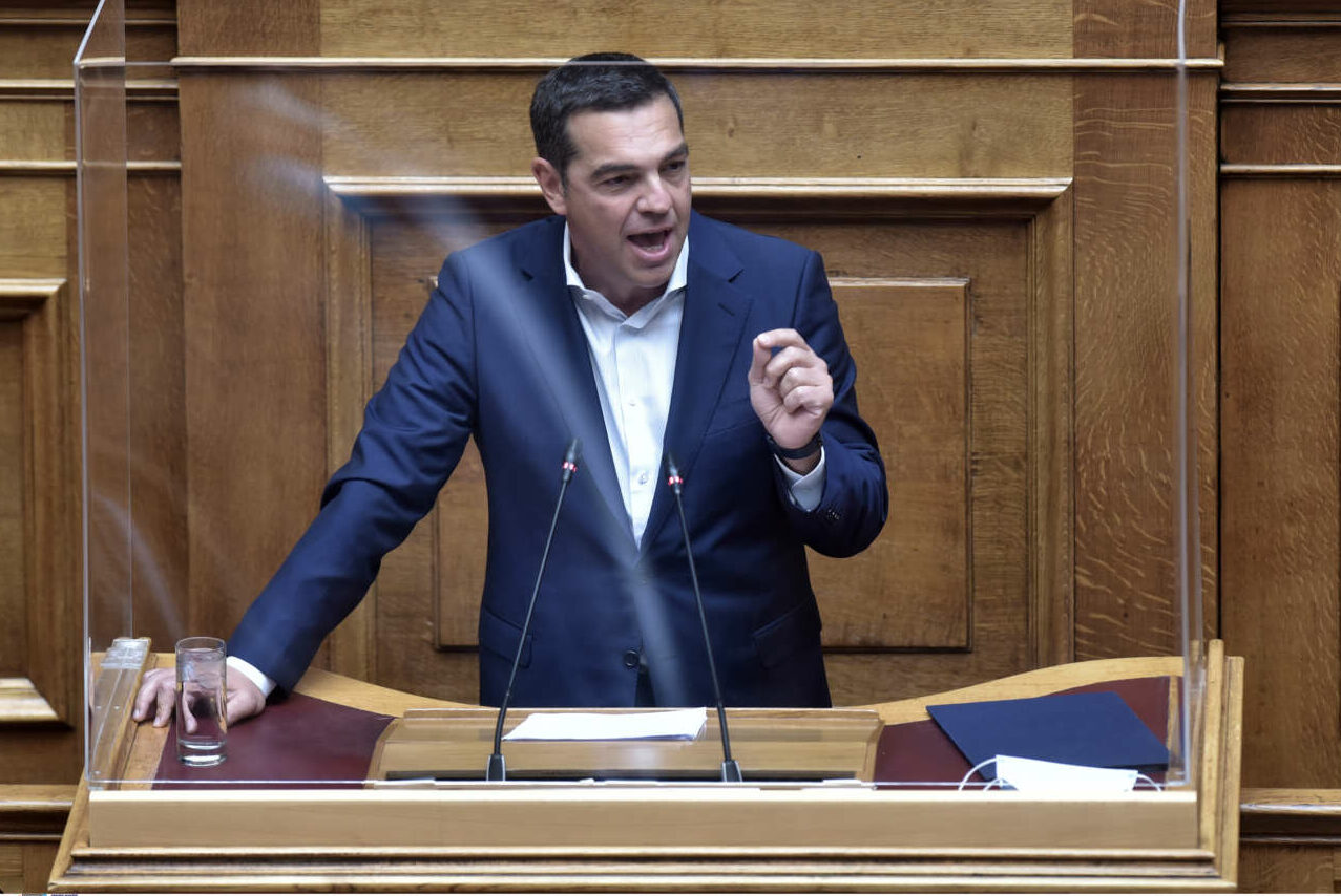 Τσίπρας σε Μητσοτάκη: Ξεστοκάρετε όλο το μίσος σας απέναντι στους νέους