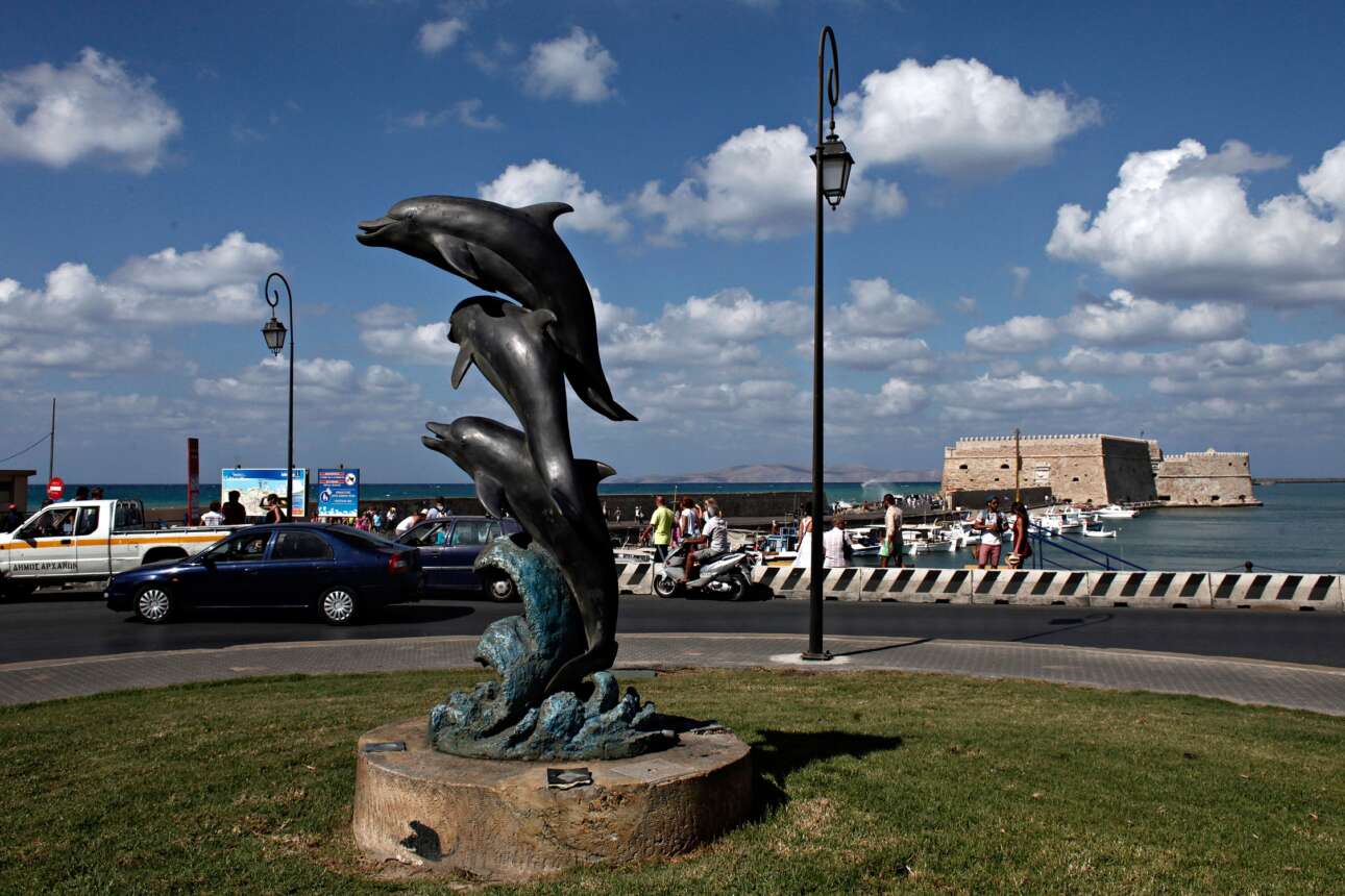 Συναγερμός για τη μετάλλαξη Δέλτα στην Κρήτη – σύσταση στους δημάρχους για αύξηση των εμβολιασμών