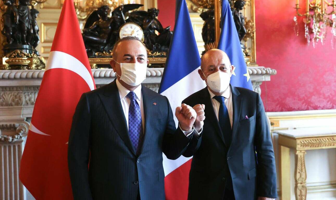 Τι συζητήθηκε στη συνάντηση Τσαβούσογλου – Λε Ντριάν