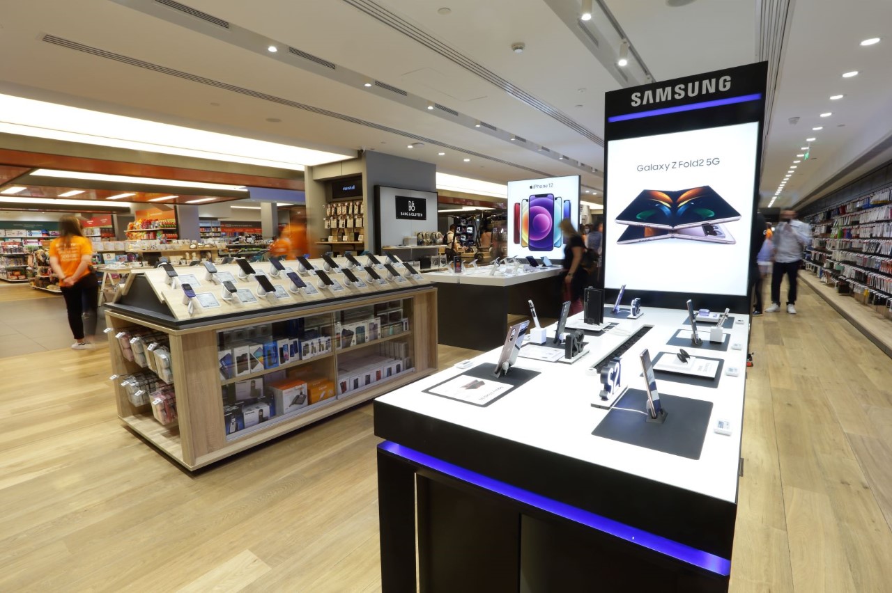 Το θαυμαστό, καινούργιο Public στο Golden Hall