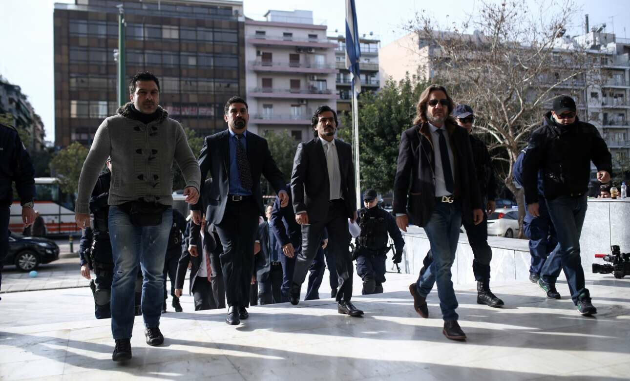 Η τύχη των «8», το χρόνιο «αγκάθι» ανάμεσα σε Αθήνα και Αγκυρα